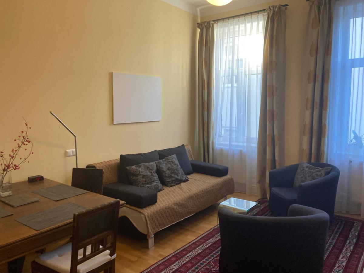 Charmantes Wiener Jugendstilhaus Kostenloses Wlan Luaran gambar